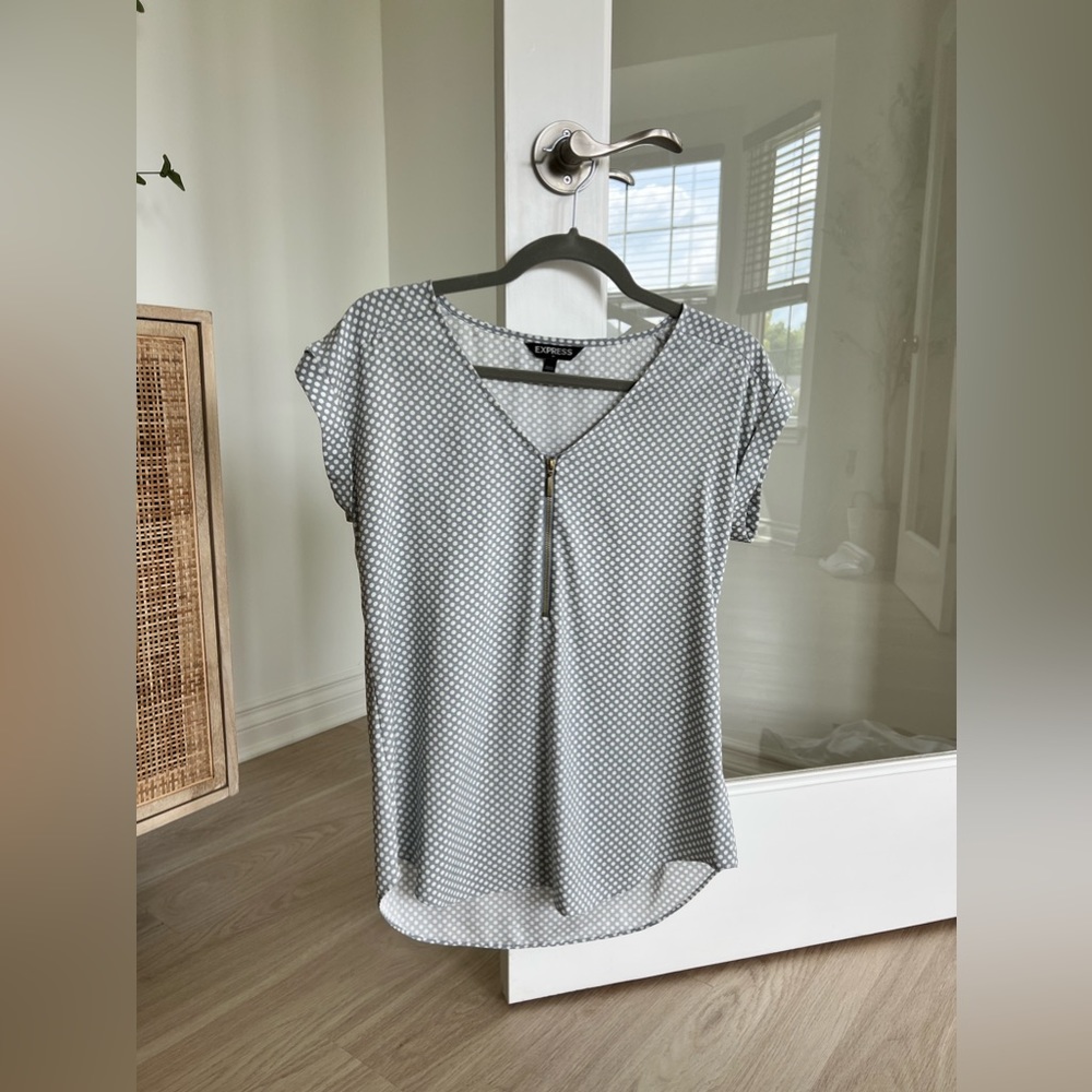 Express - Gray Polka Dot Blouse- Size Small NEW